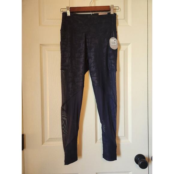 NWT BALLY MIDNIGHT BLUE MESH CAMO ANKLE LEGGINGS SIZE SMALL - Picture 1 of 7